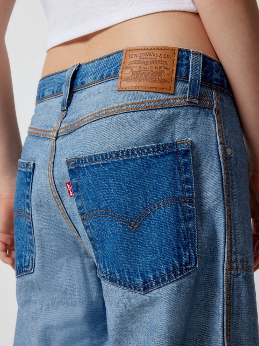 LEVI’S REVERSIBLE BAGGY DAD JEANS